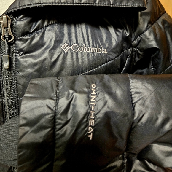 Women's Joy Peak Plush Novelty Puffer Jacket Size MEDIUM - Picture 3 of 7